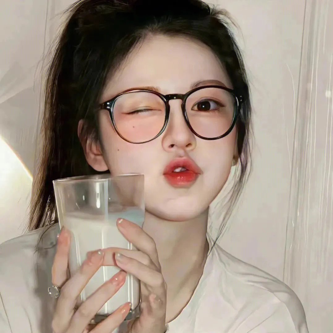 金爪女郎